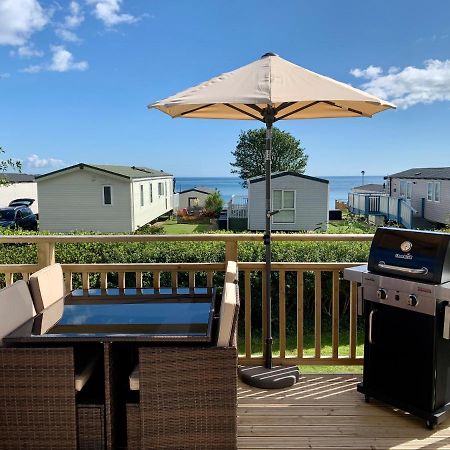 Lydstep Beach Bayview 3-Bedroom Holiday Home Tenby Exteriér fotografie