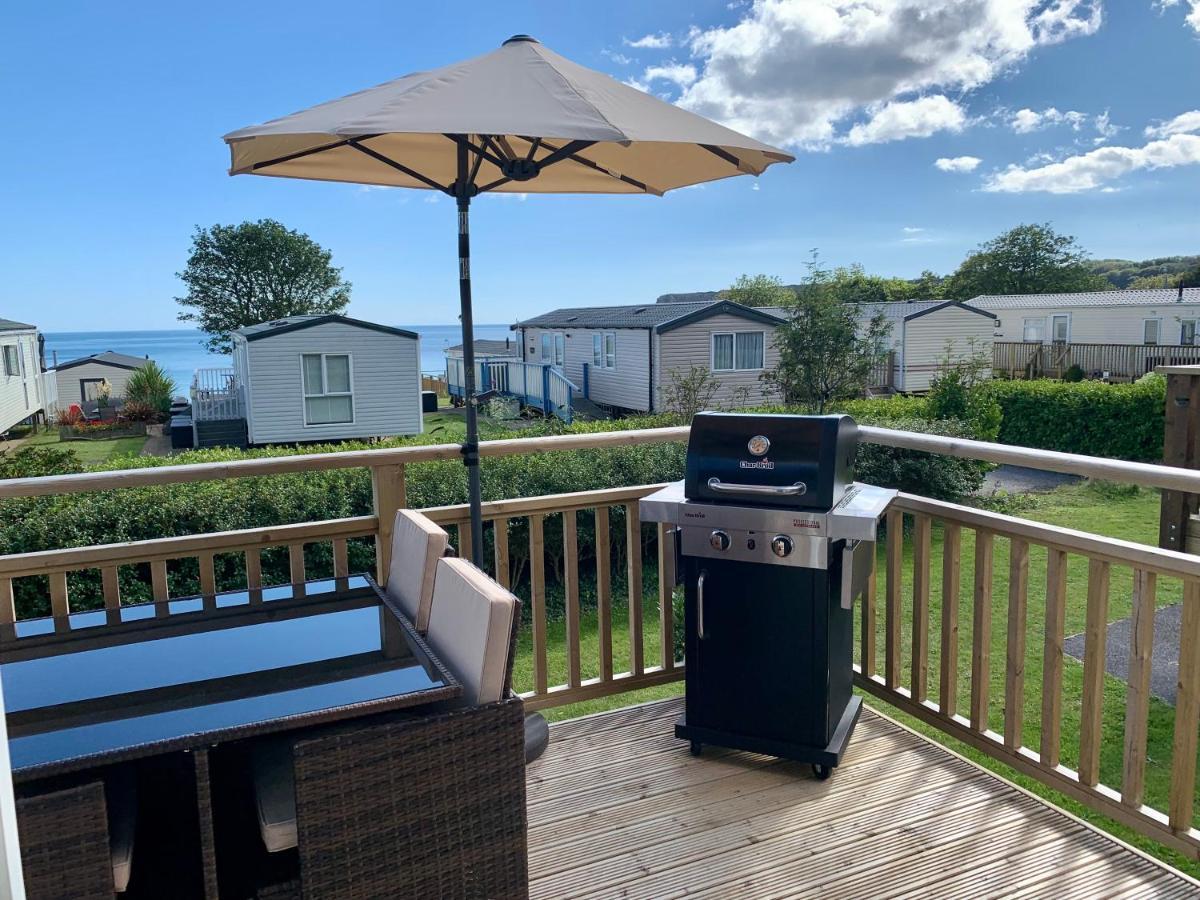 Lydstep Beach Bayview 3-Bedroom Holiday Home Tenby Exteriér fotografie