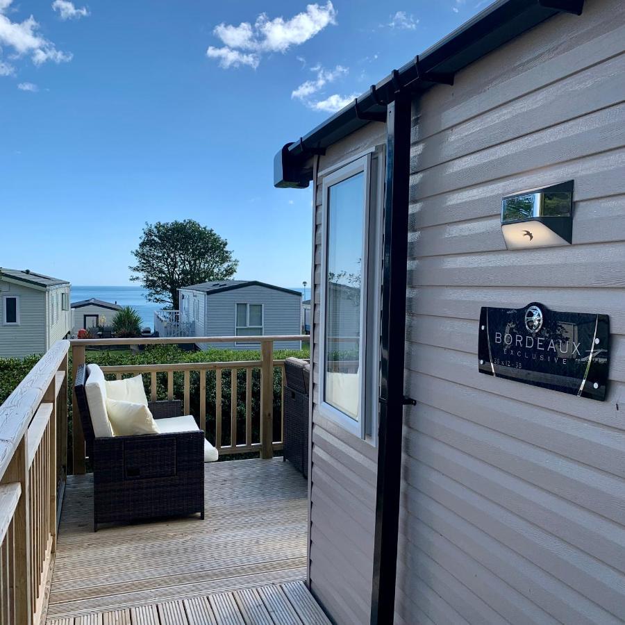 Lydstep Beach Bayview 3-Bedroom Holiday Home Tenby Exteriér fotografie